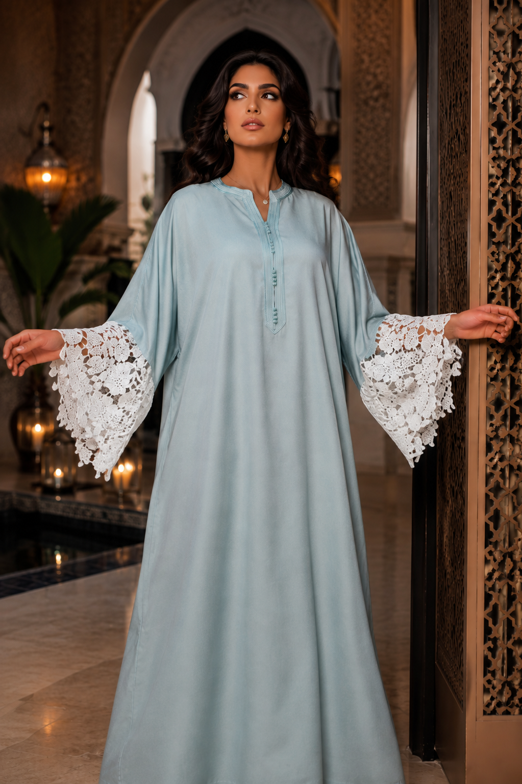 Gandora Marocaine Bleu Clair avec Manches en Dentelle